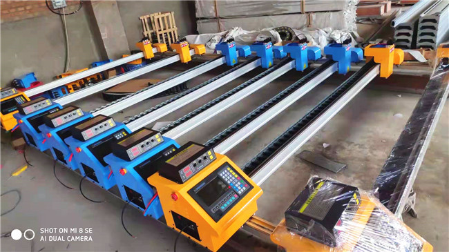 小型龍門式數(shù)控火焰切割機 小型龍門式數(shù)控火焰切割機
